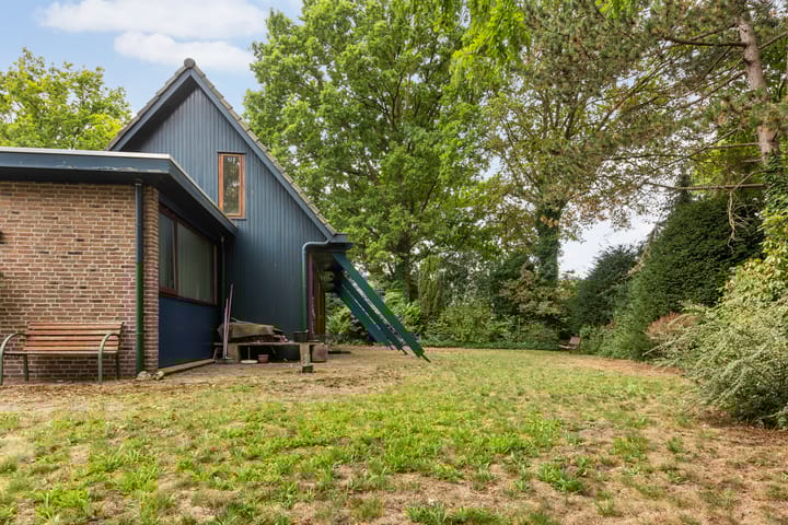 Photo 26 of Isaac Beekmanstraat 12