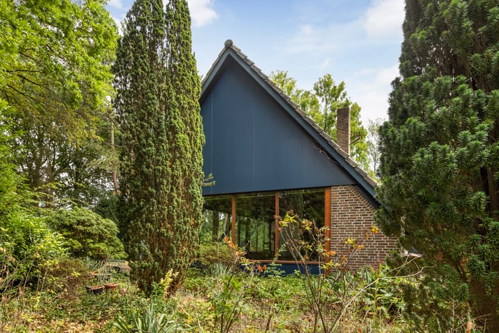 Photo 31 of Isaac Beekmanstraat 12