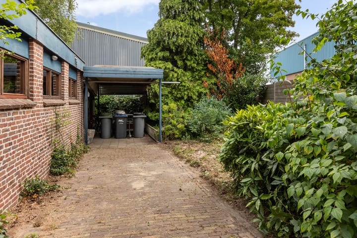 Photo 34 of Isaac Beekmanstraat 12