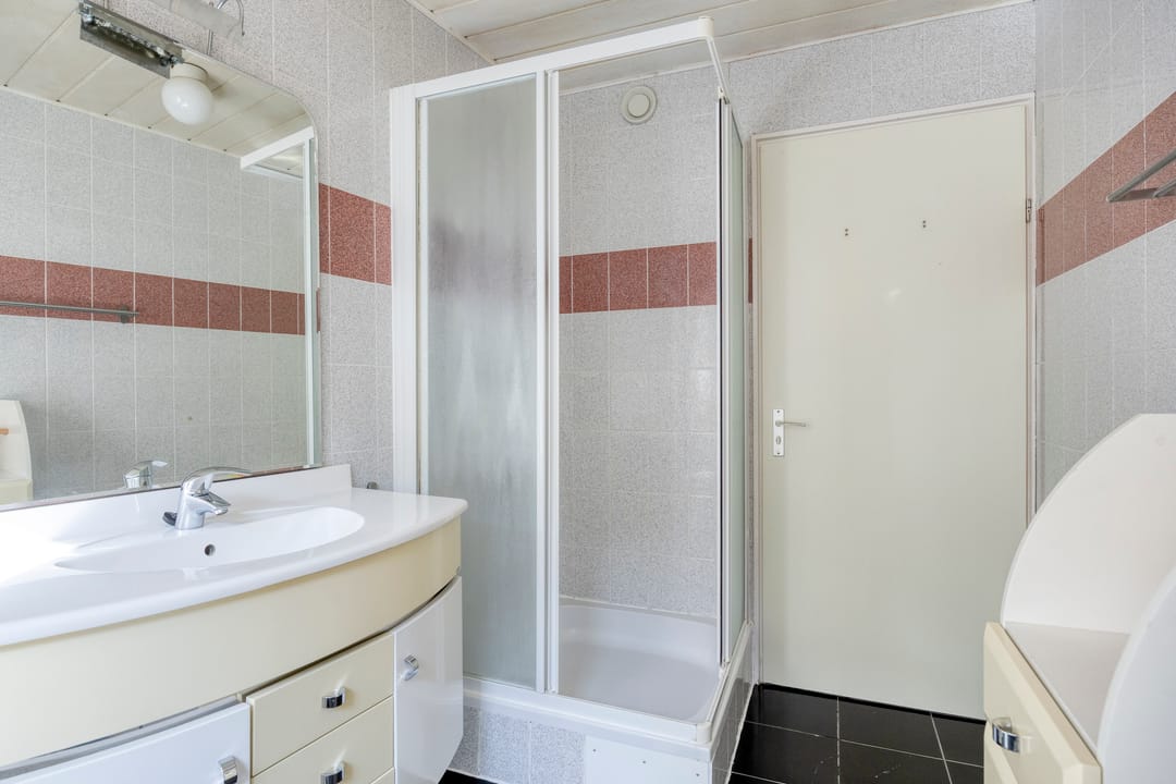 Photo 11 of Goudenbloemstraat 1