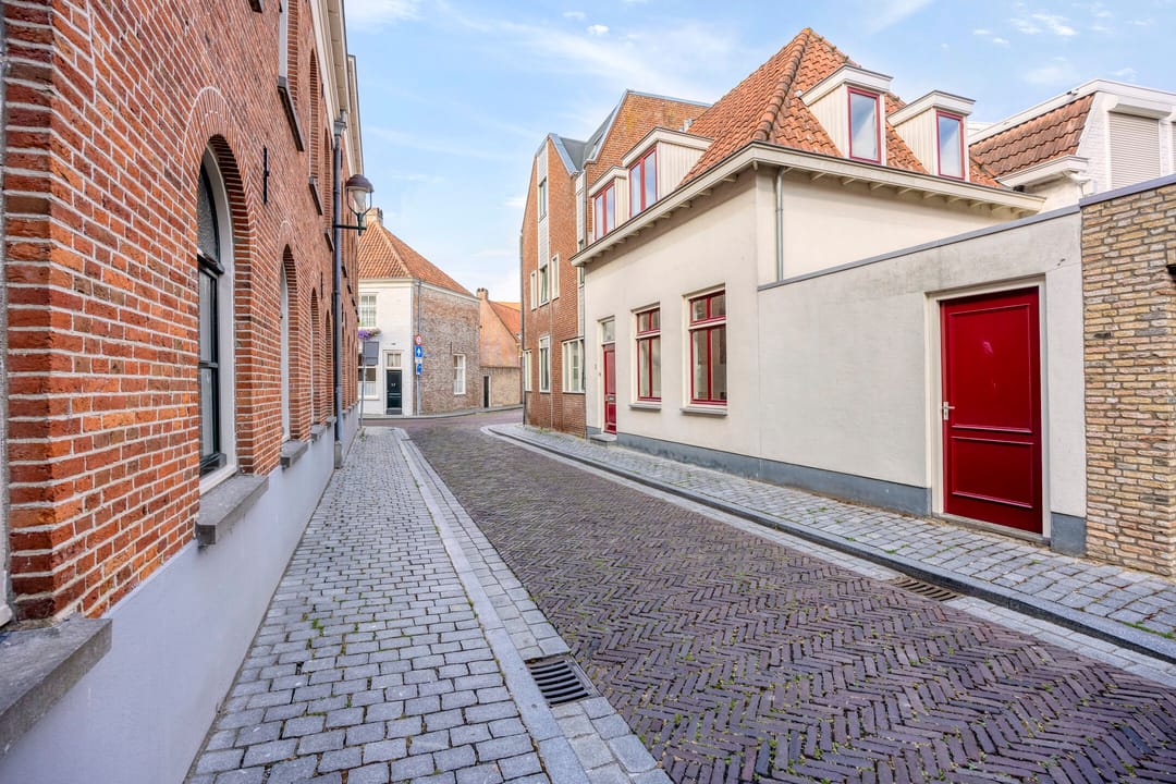 Photo 16 of Goudenbloemstraat 1