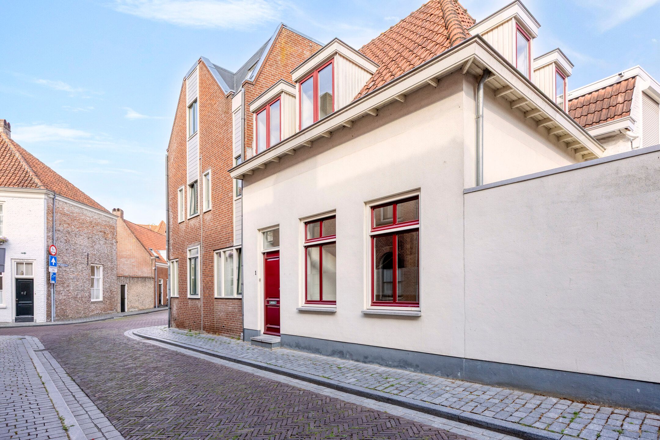 Photo 18 of Goudenbloemstraat 1