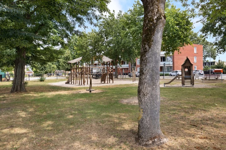 Foto 33 van Admiraal Helfrichstraat 86