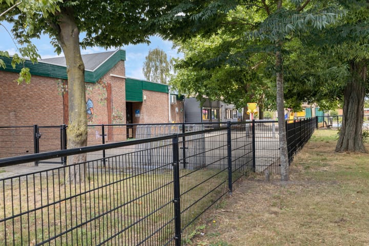 Foto 34 van Admiraal Helfrichstraat 86