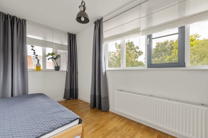 Foto 24 van Koningin Regentesselaan 104