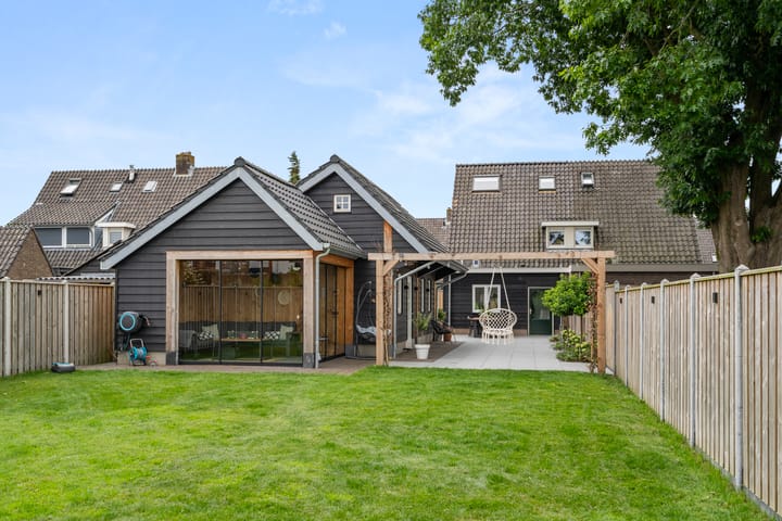 Foto 42 van Prins Bernhardlaan 28