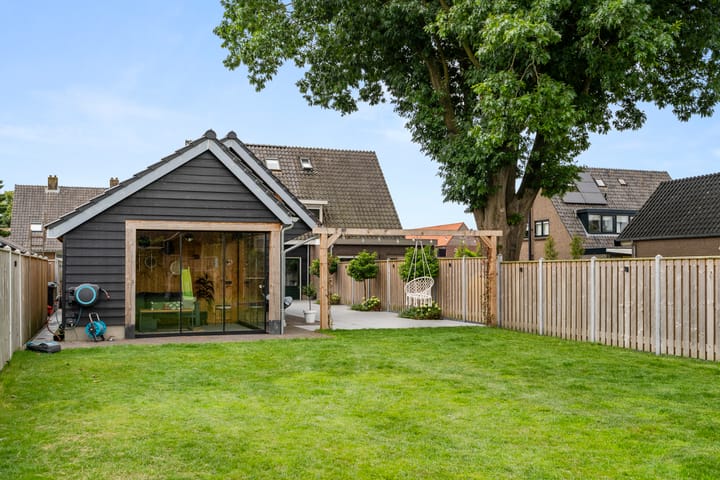 Foto 43 van Prins Bernhardlaan 28