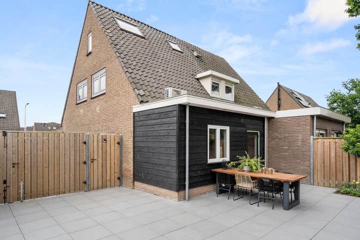 Foto 45 van Prins Bernhardlaan 28