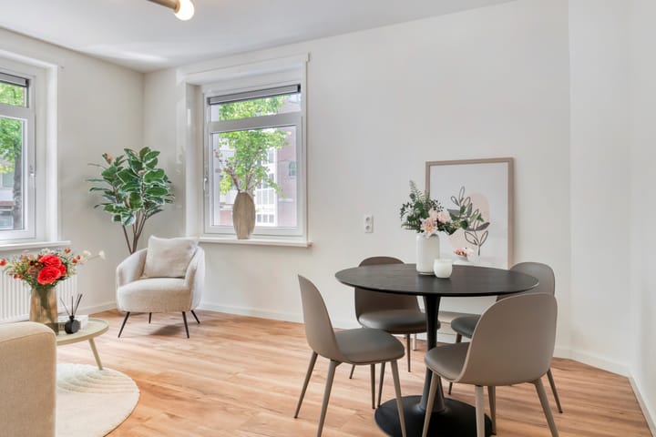 Foto 10 van Rösener Manzstraat 163-A