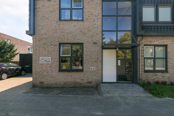 Photo 2 of Sportlaan 2-B