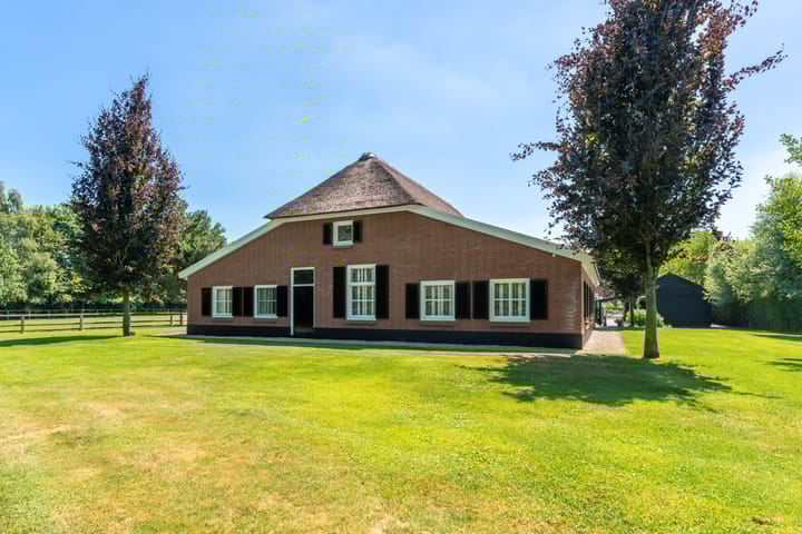 Foto 82 van Michelstraat 9