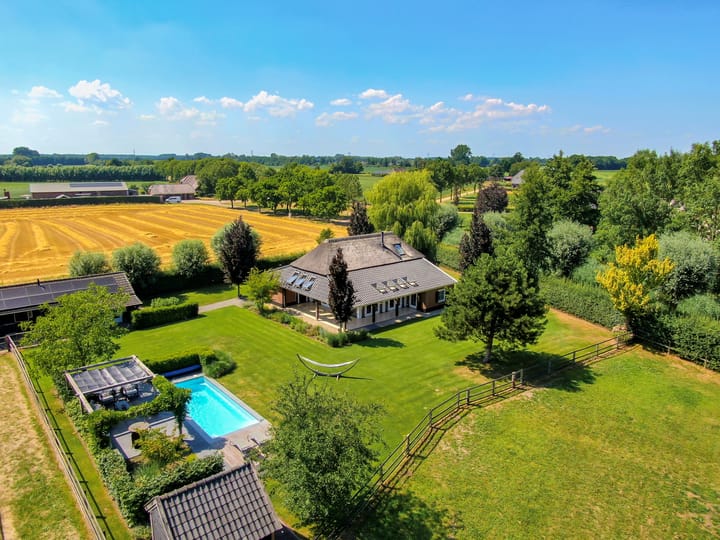 Foto 1 van Michelstraat 9