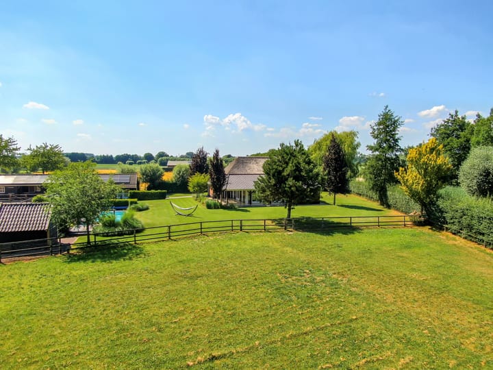 Foto 97 van Michelstraat 9