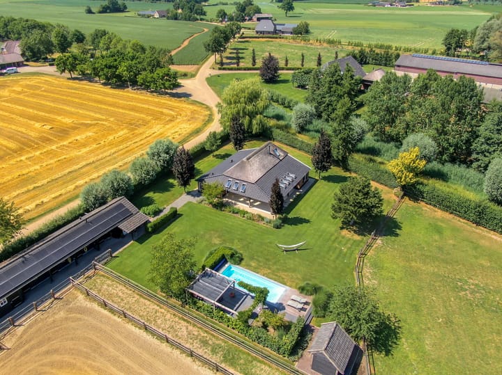 Foto 102 van Michelstraat 9