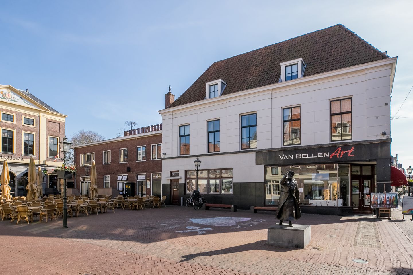 Bekijk foto 1 van Markt 9