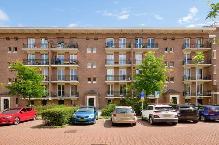 Foto 1 van Akbarstraat 8-A