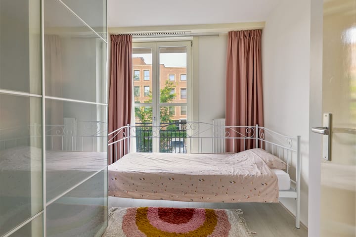 Foto 14 van Akbarstraat 8-A