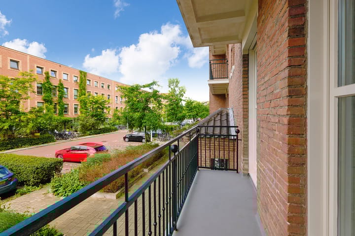 Foto 16 van Akbarstraat 8-A