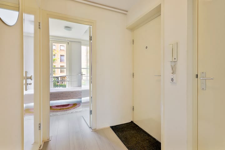 Foto 18 van Akbarstraat 8-A