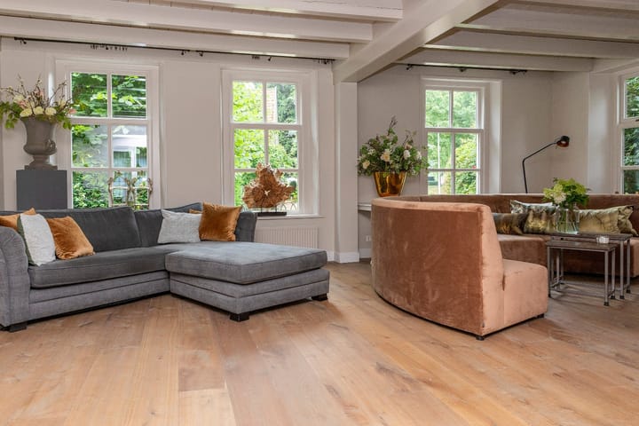 Foto 13 van Dorpsplein 4