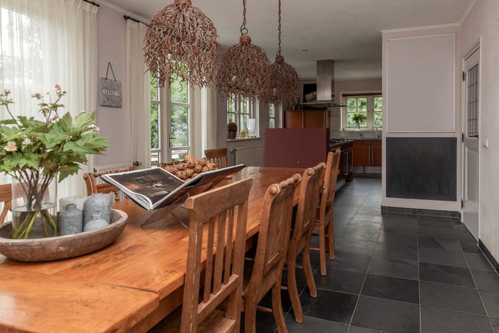 Foto 17 van Dorpsplein 4