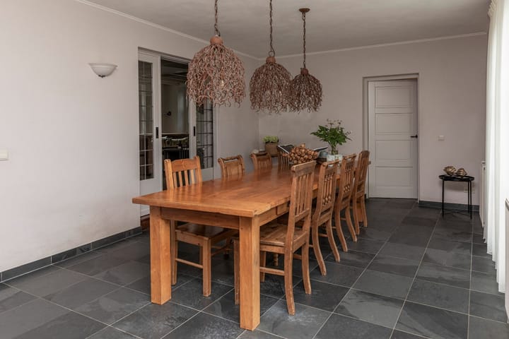 Foto 19 van Dorpsplein 4