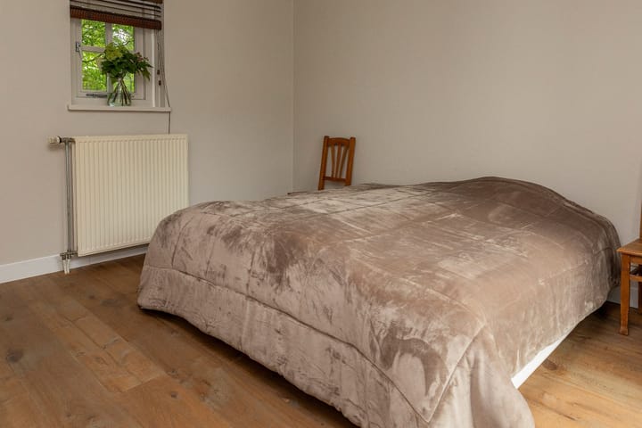 Foto 24 van Dorpsplein 4