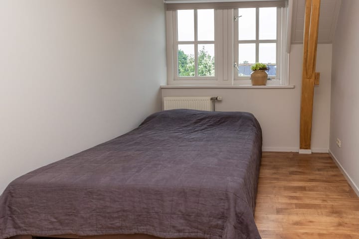 Foto 35 van Dorpsplein 4