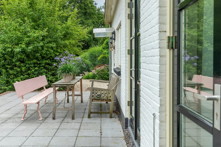 Foto 41 van Dorpsplein 4