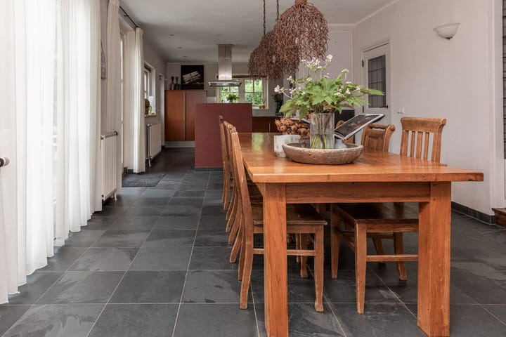 Foto 72 van Dorpsplein 4