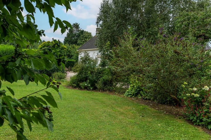 Foto 93 van Dorpsplein 4