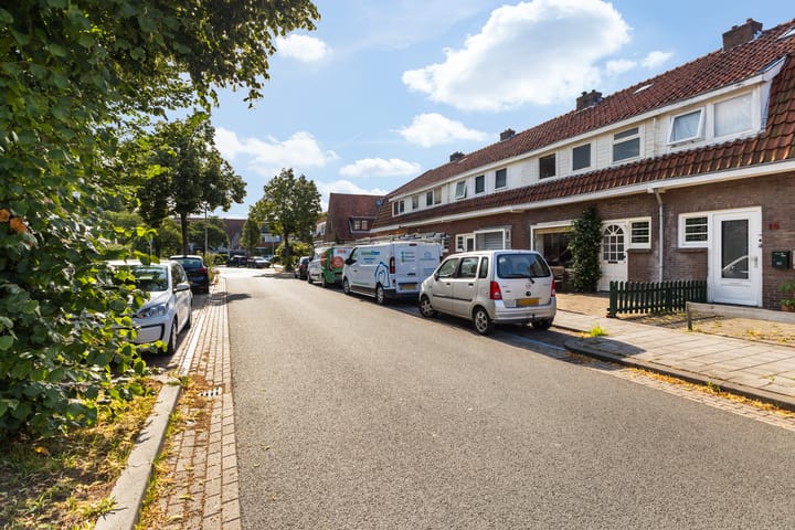 Foto 32 van Ruysdaelstraat 17