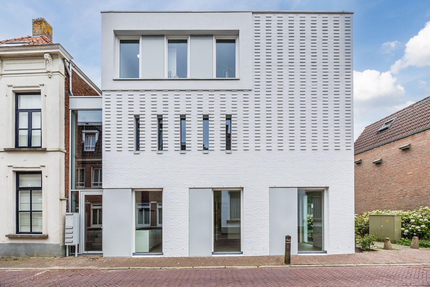 Foto 35 van Roosendaalsestraat 18-F