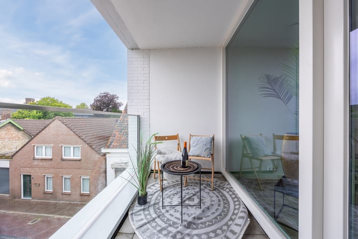 Foto 6 van Roosendaalsestraat 18-F