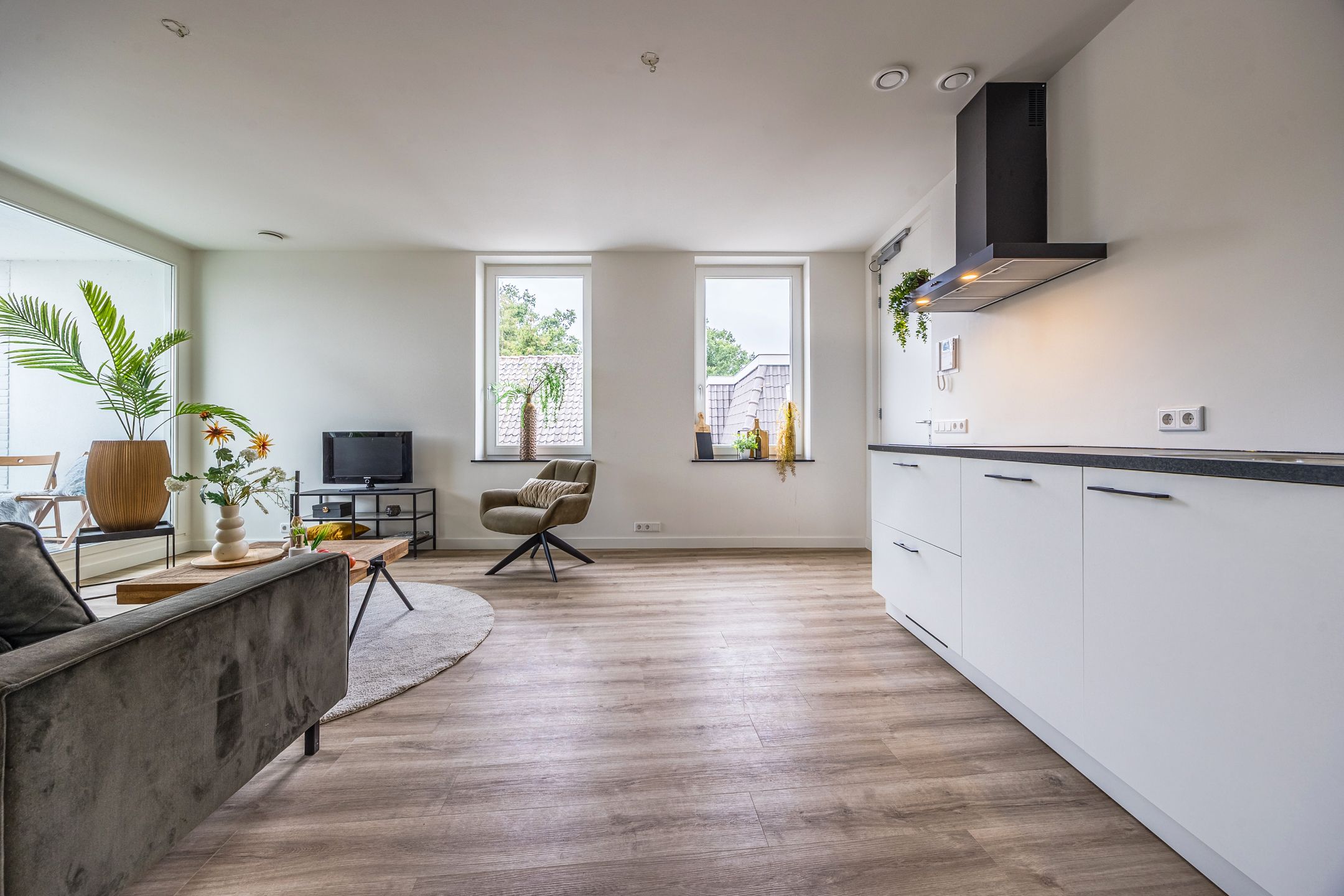 Foto 15 van Roosendaalsestraat 18-F