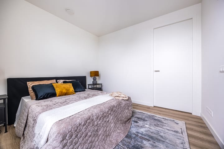 Foto 17 van Roosendaalsestraat 18-F