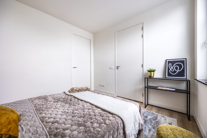 Foto 19 van Roosendaalsestraat 18-F