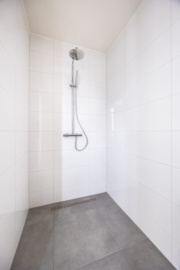 Foto 21 van Roosendaalsestraat 18-F