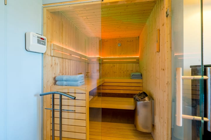 Photo 32 of Goudsbloemweg 6