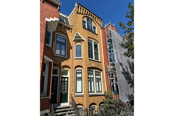 Photo 6 of Justus van Effenstraat 23-BS