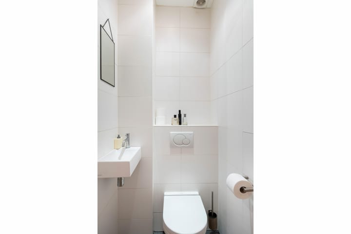 Photo 8 of Justus van Effenstraat 23-BS