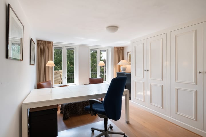 Photo 34 of Justus van Effenstraat 23-BS