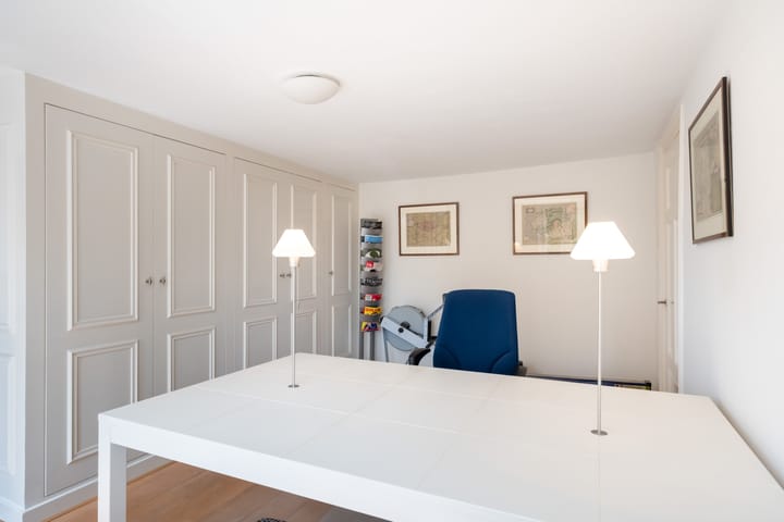 Photo 36 of Justus van Effenstraat 23-BS