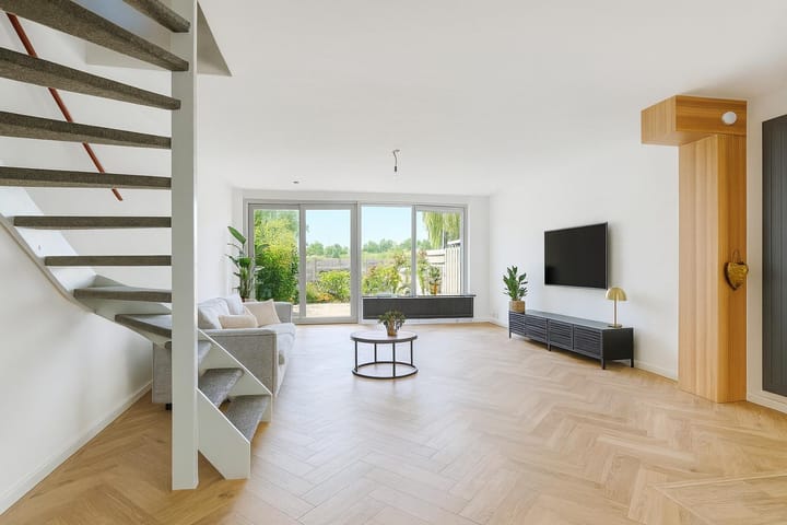 Foto 8 van Plevierhof 16