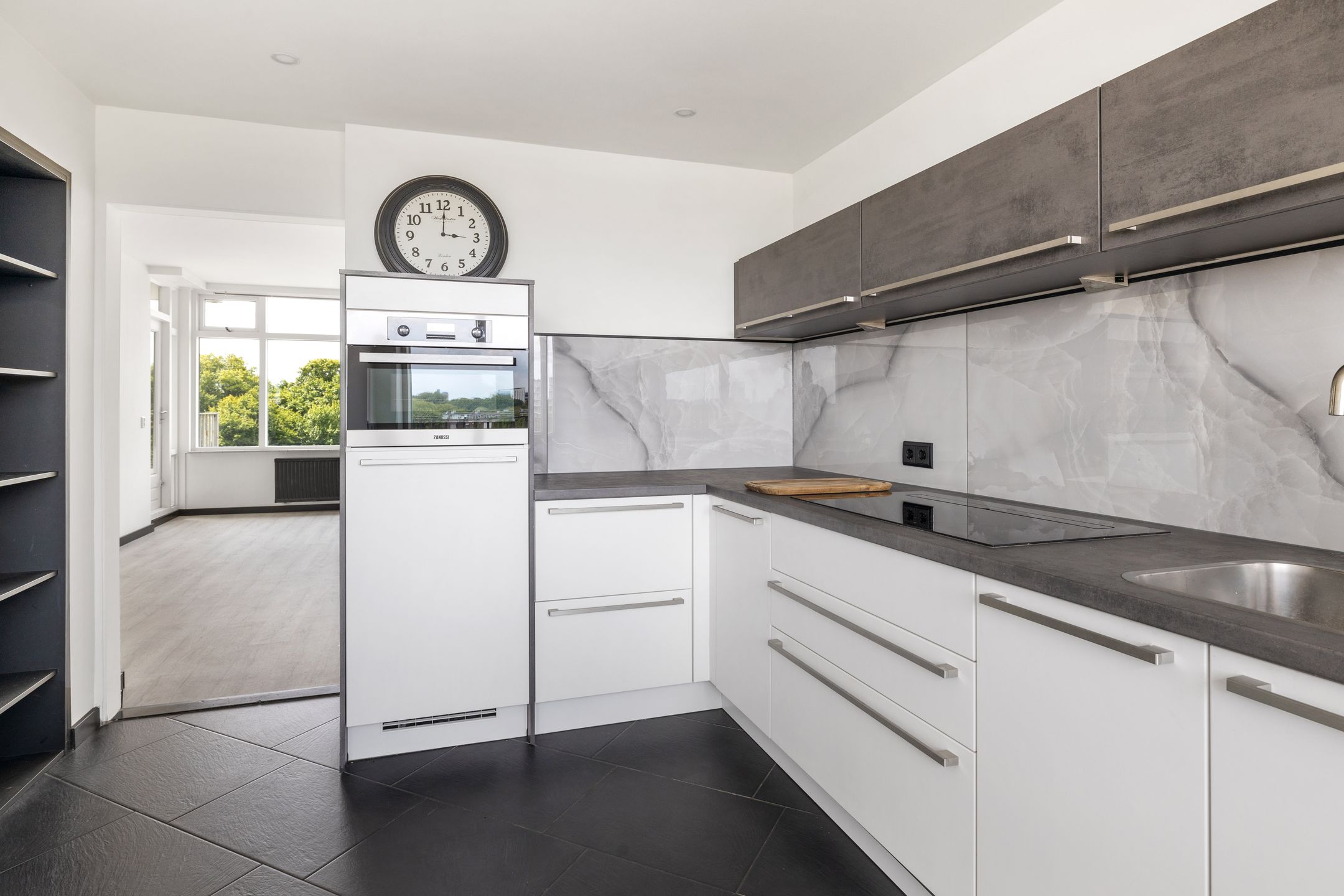 Foto 18 van Roelof Kranenburgplein 36