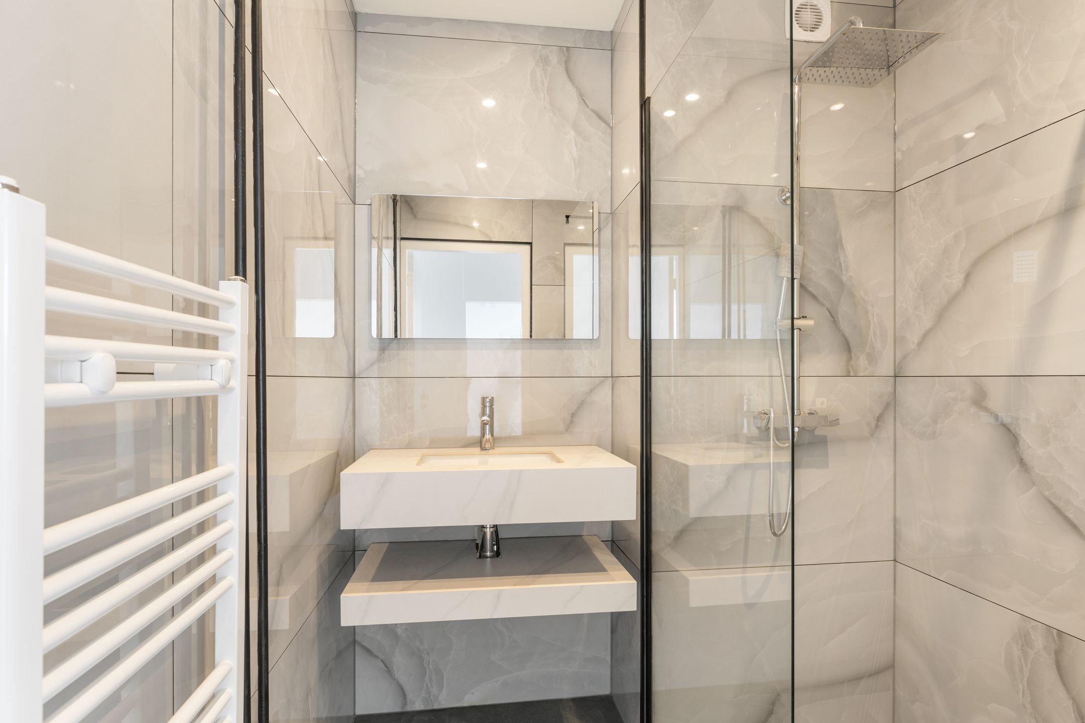 Foto 24 van Roelof Kranenburgplein 36