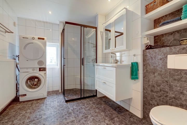 Foto 17 van Frieslandweg 2