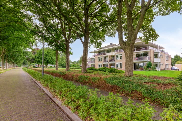 Schoolstraat 64