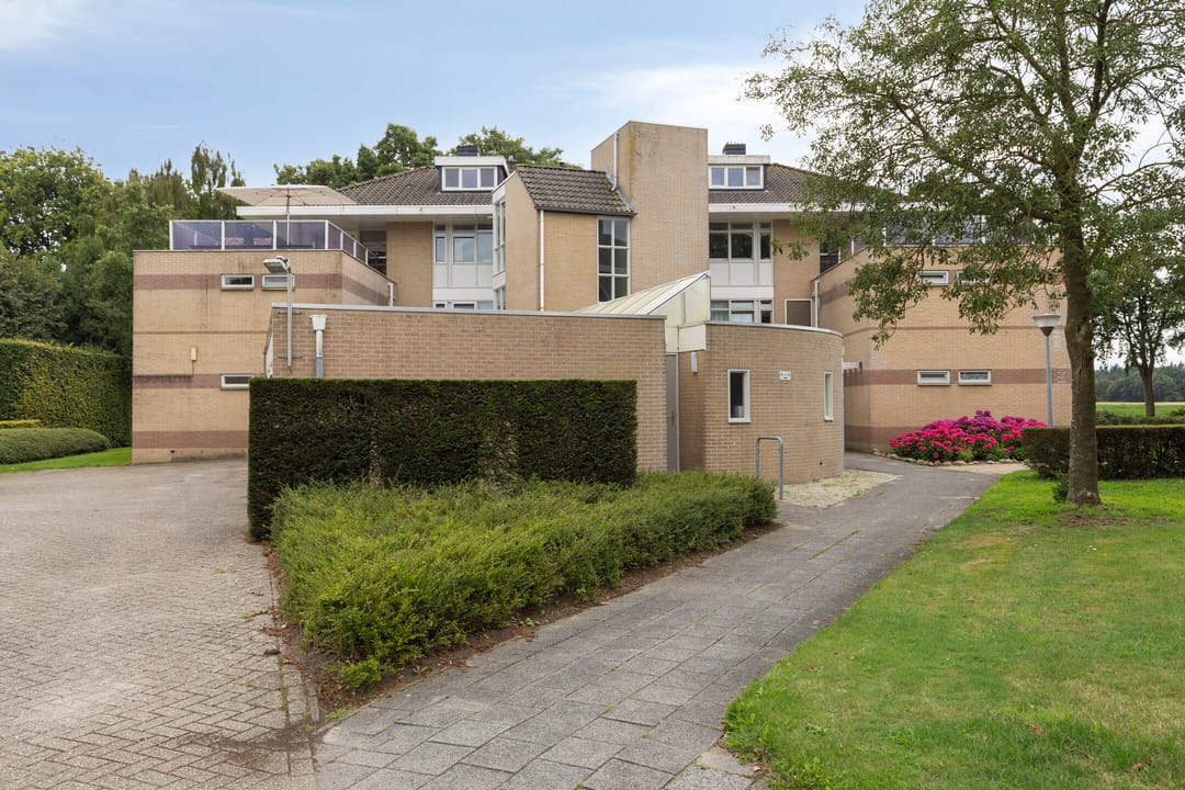 Foto 31 van Schoolstraat 64