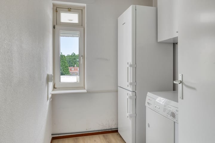 Foto 13 van Schoolstraat 64